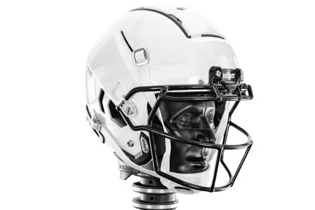 Schutt F7 2.0 helmet