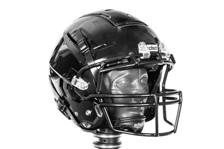 Schutt F7 LX1 helmet