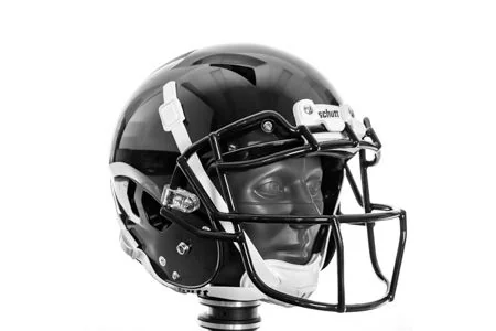 Schutt Youth Vengeance Pro helmet