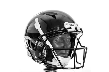 Schutt Youth Vengeance Z10 helmet