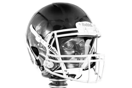 Riddell Victor-I/Inflate 2023 helmet
